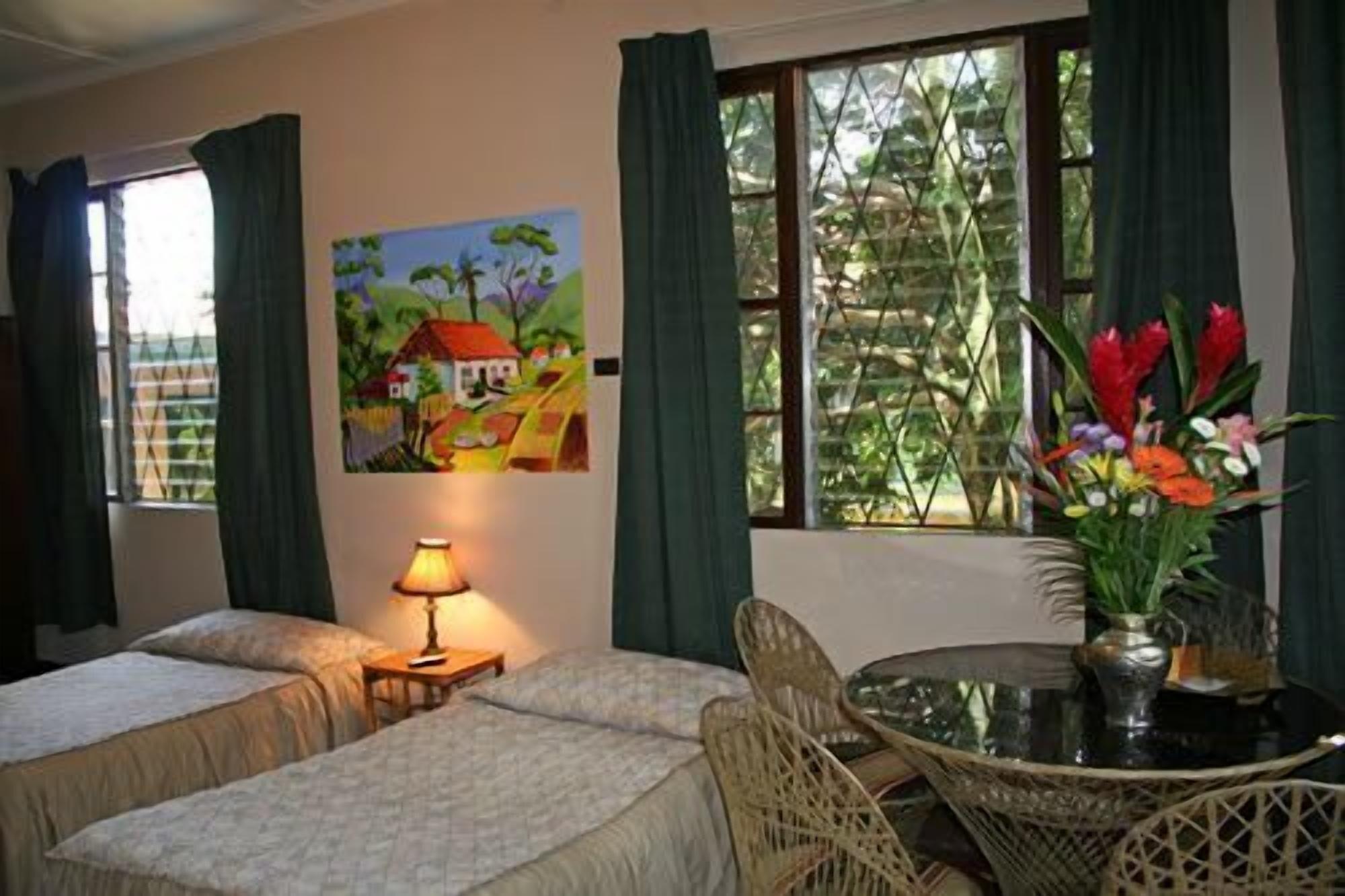 Hemingway Inn San José Buitenkant foto
